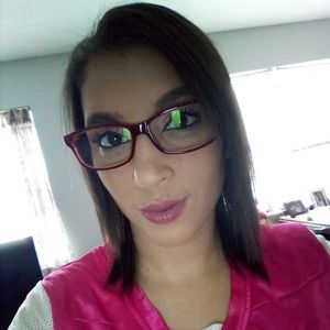 Meet your Posher, Rachael